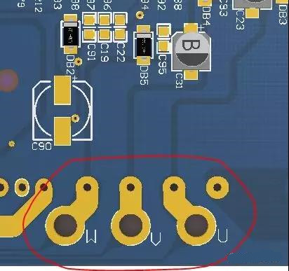 PCB設(shè)計(jì)不僅可以將PCB實(shí)現(xiàn)為即插即用的插件，而且可以增加焊料的厚度以達(dá)到過大電流的目的。